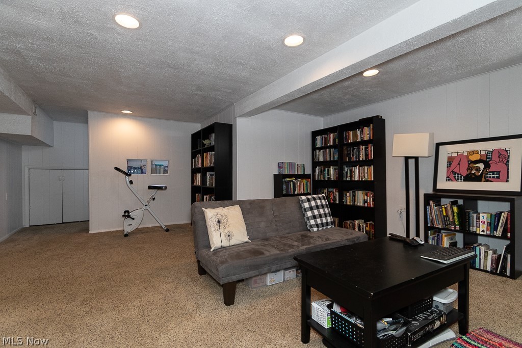 4149 Wilmington Road Cleveland, OH 44121 - Photo 32 of 35 Gallery Image 32