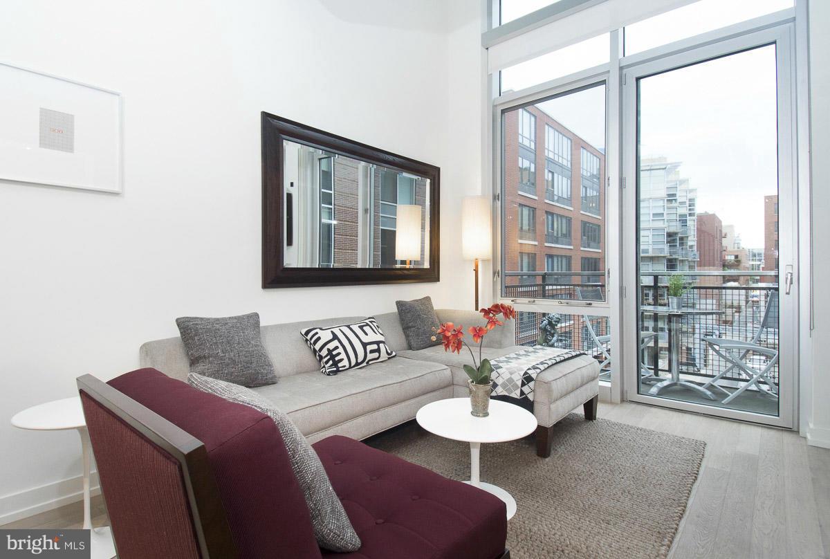 1515 15th Street Northwest, Unit 402 Washington, DC 20005 - Photo 3 of 29 Living Room