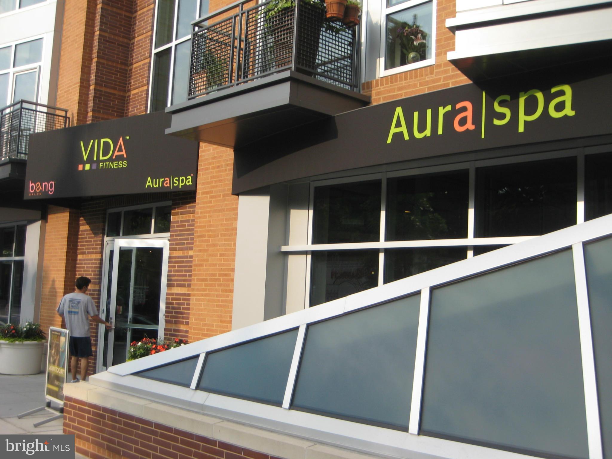 1515 15th Street Northwest, Unit 402 Washington, DC 20005 - Photo 27 of 29 Vida Fitness/Aura Spa/Bang