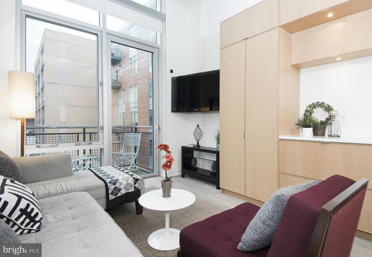 1515 15th Street Northwest, Unit 402 Washington, DC 20005 - Photo 4 of 29 Living Room