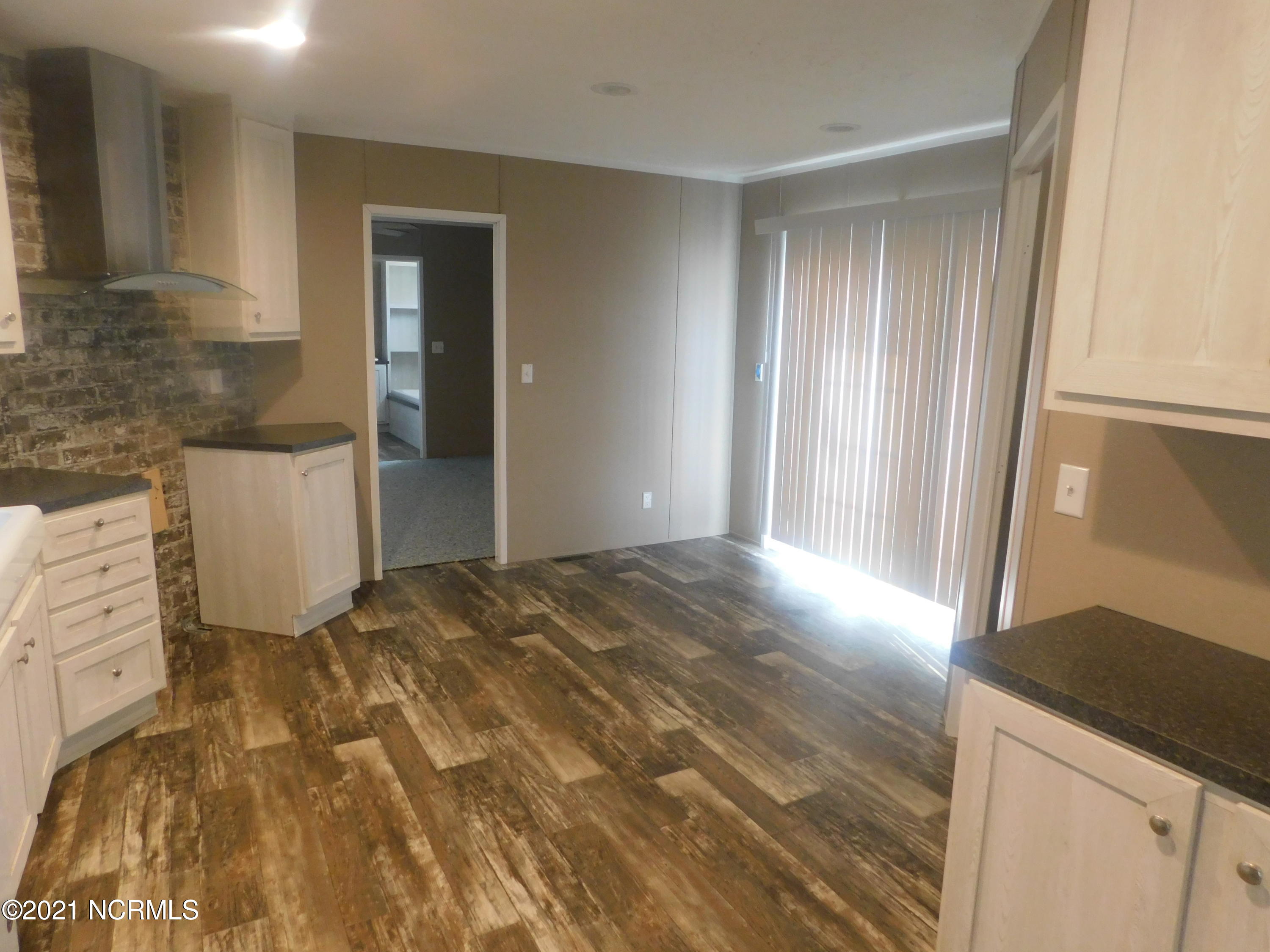 28561 North Turnpike Road Wagram, NC 28396 - Photo 5 of 33 DSCN5001