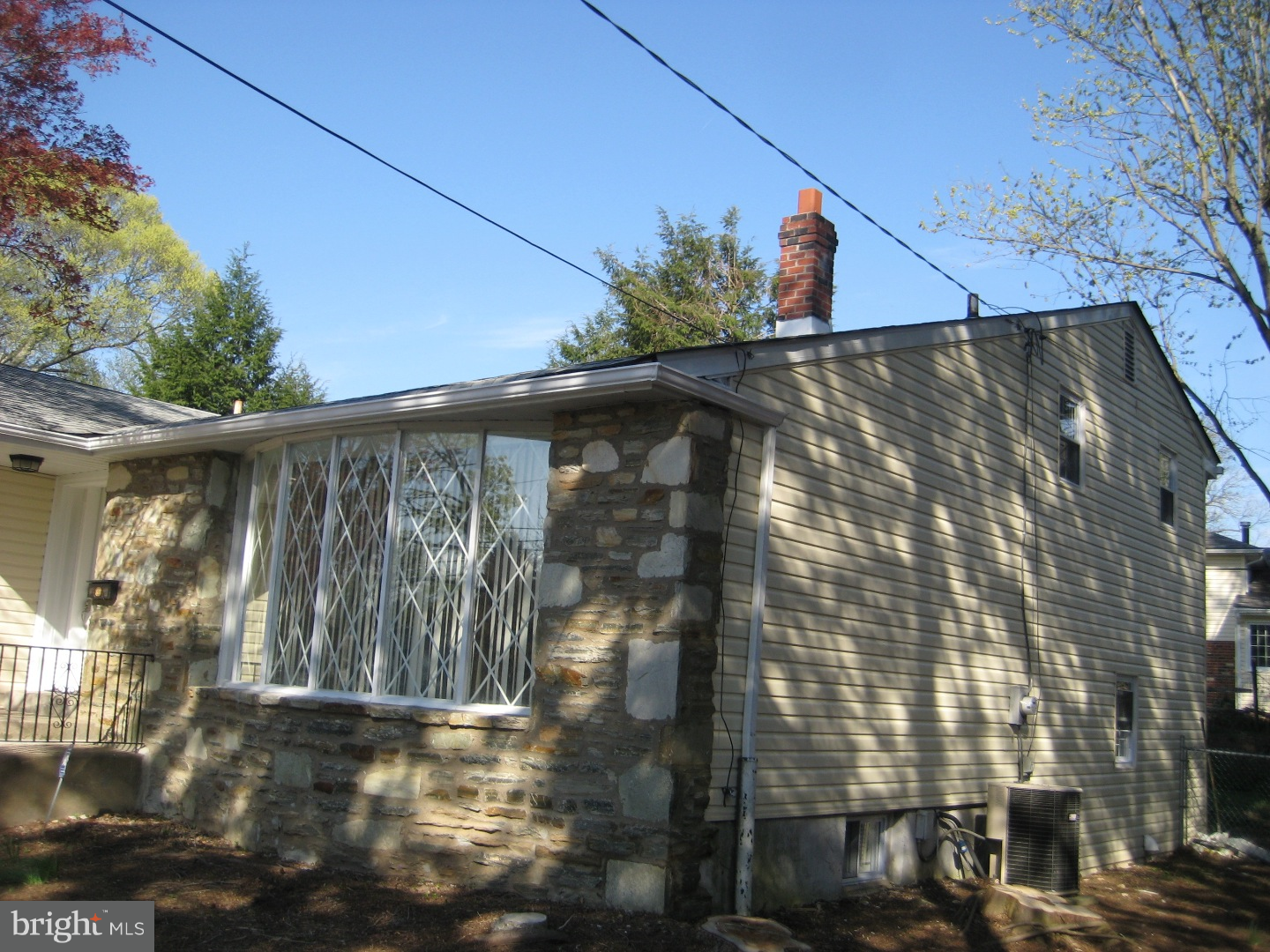 9258 Laramie Road Philadelphia, PA 19115 - Photo 2 of 23 Gallery Image 2