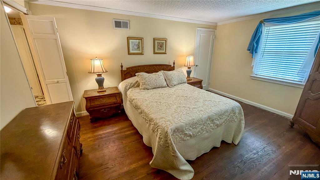 270 Kensington Road River Edge, NJ 07661 - Photo 20 of 34