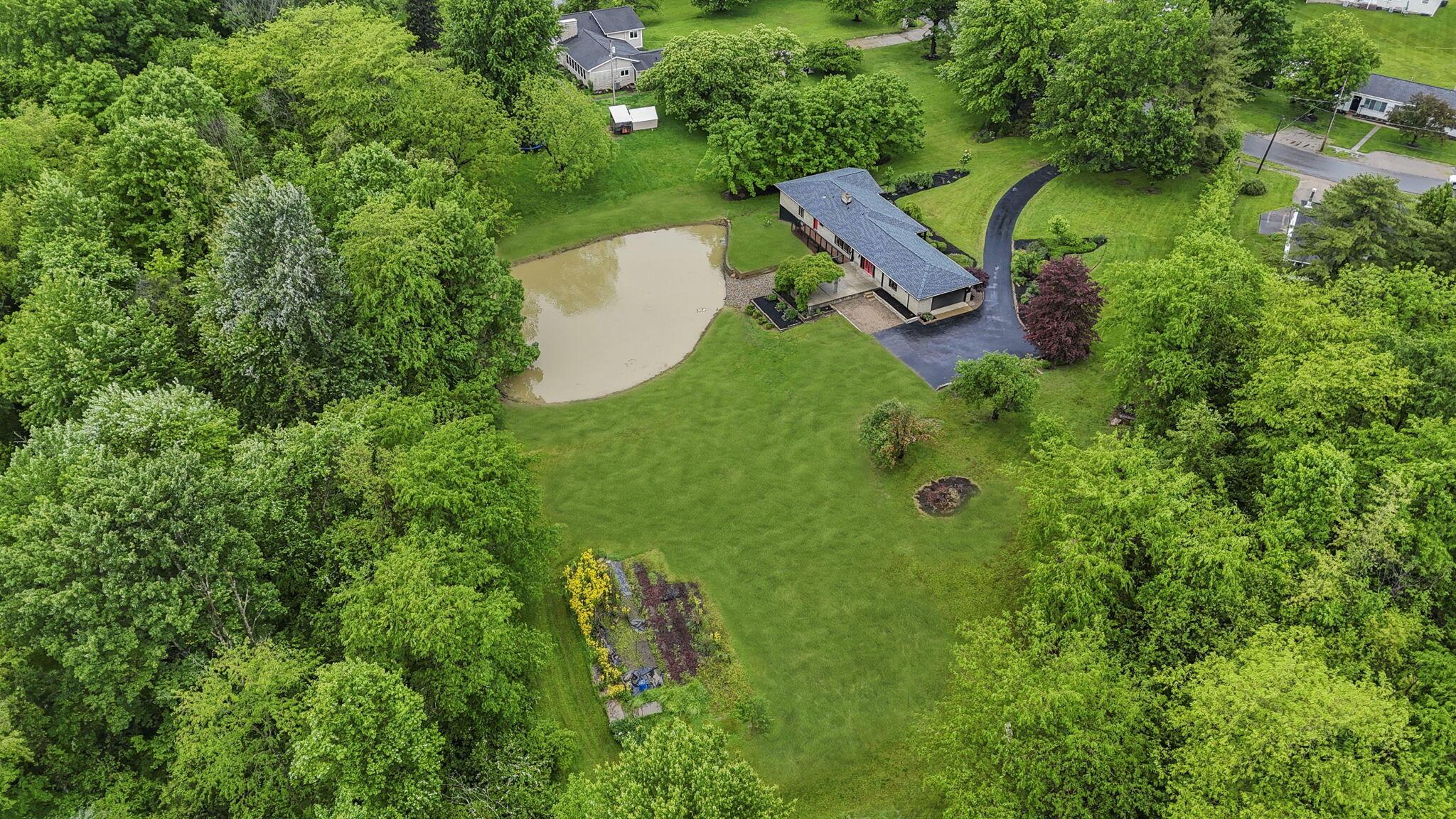 225 Edwards Road Johnstown, OH 43031 - Photo 66 of 69 73-web-or-mls-DJI_20260520121154_0412_D