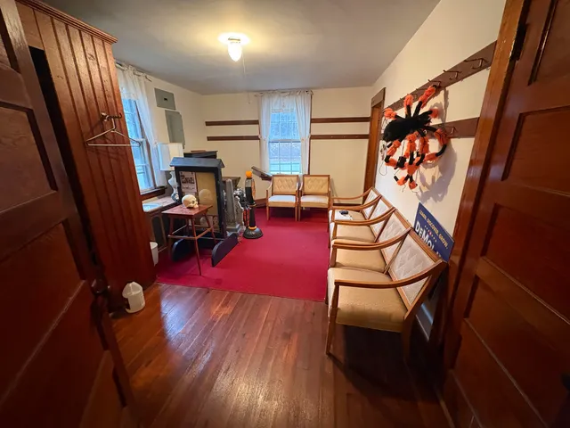 $250,000 | 40 Charlonne Street, Jaffrey, NH 03452