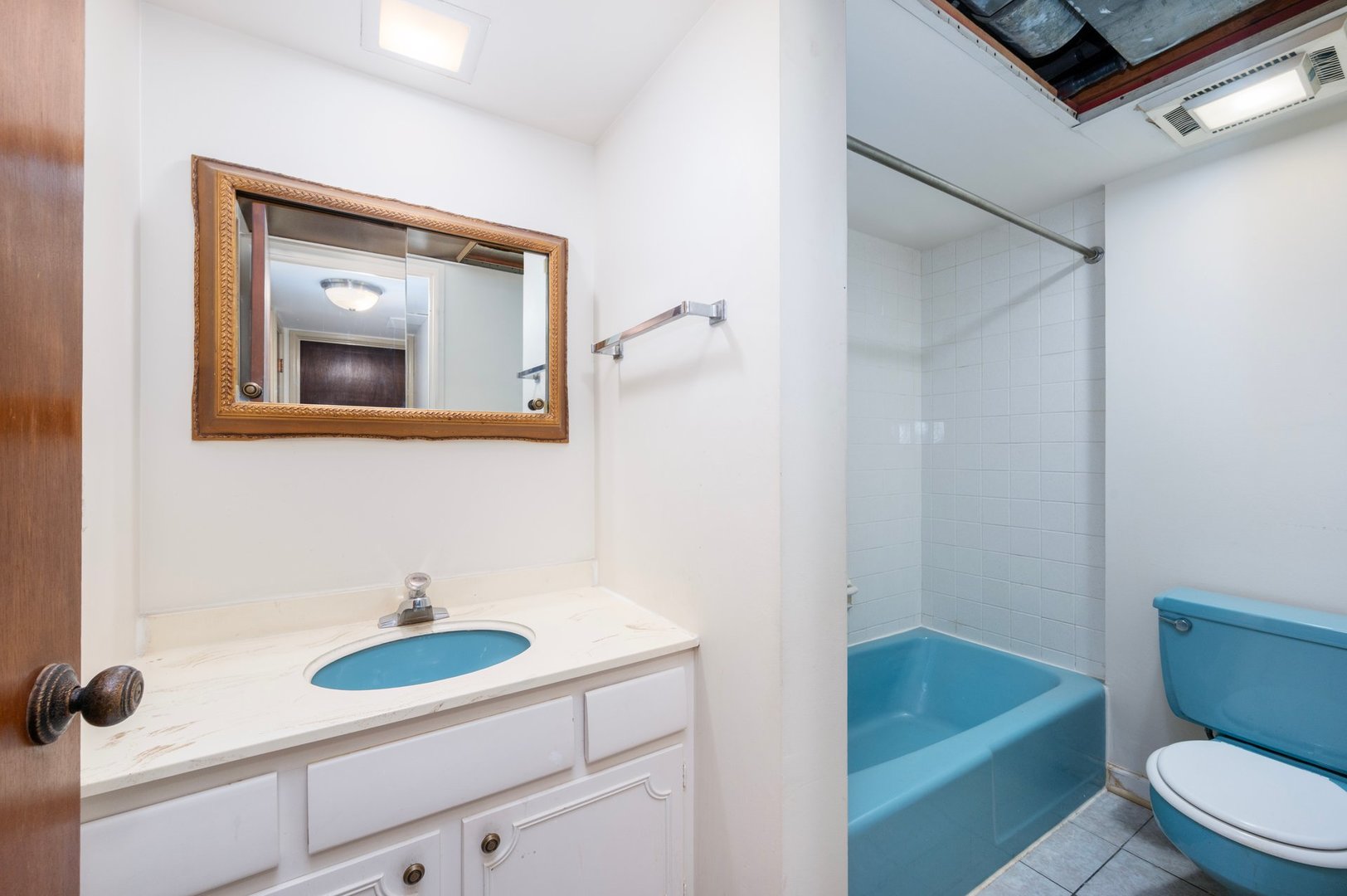 100 West Butterfield Road, Unit 302N Elmhurst, IL 60126 - Photo 17 of 23 Gallery Image 17