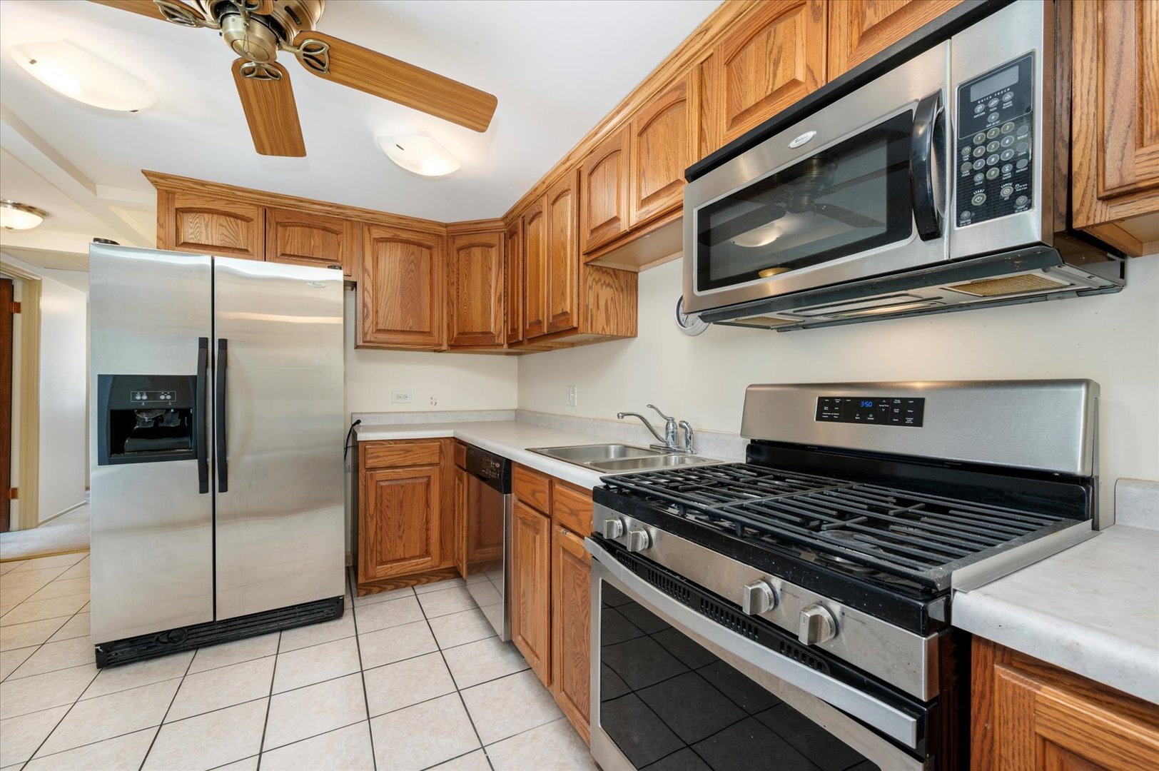 100 West Butterfield Road, Unit 302N Elmhurst, IL 60126 - Photo 7 of 23 Gallery Image 7