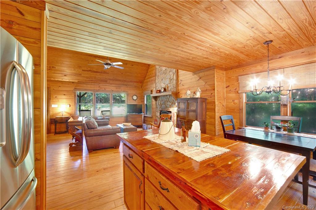 9418 Deer Run Road Waxhaw, NC 28173 - Photo 12 of 31 Gallery Image 12