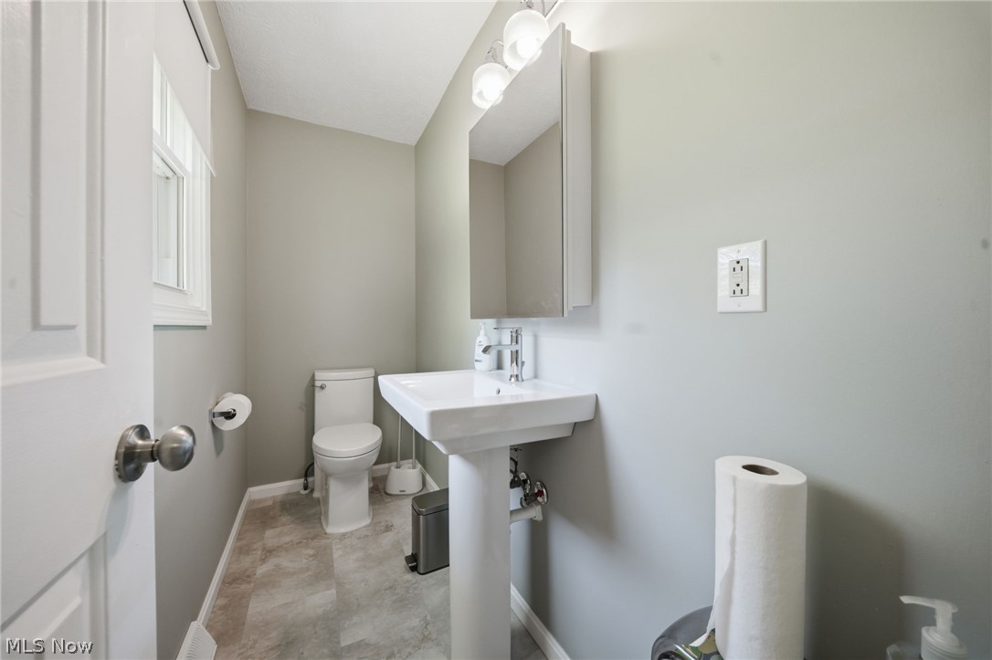 4510 South Ridge Road East Geneva, OH 44041 - Photo 35 of 45