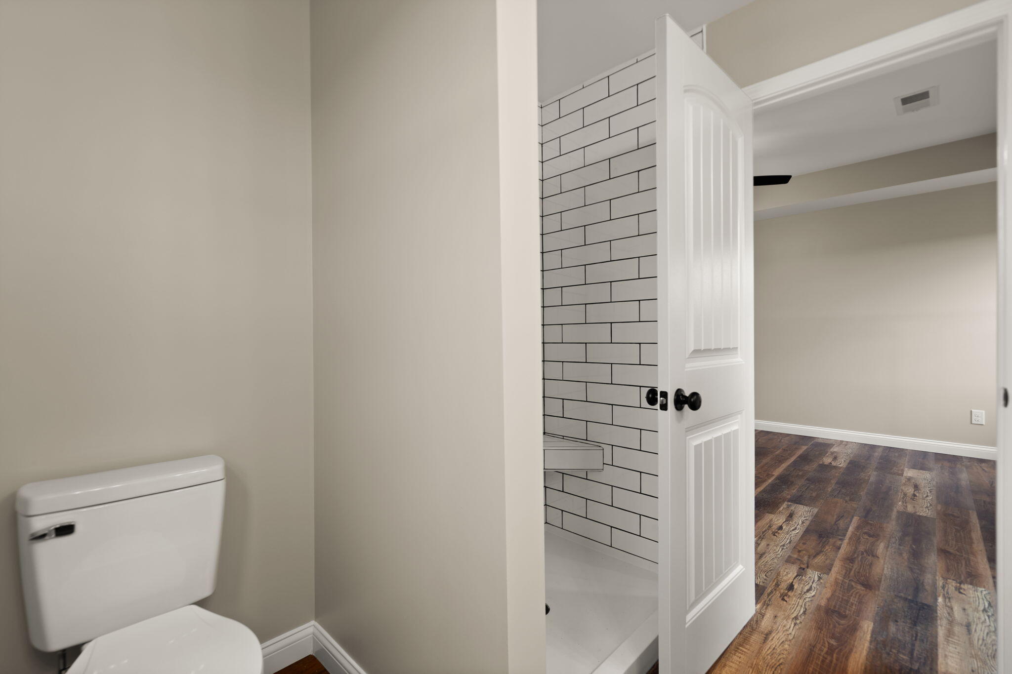 555 Robb Road Harrodsburg, KY 40330 - Photo 16 of 48 ensuite