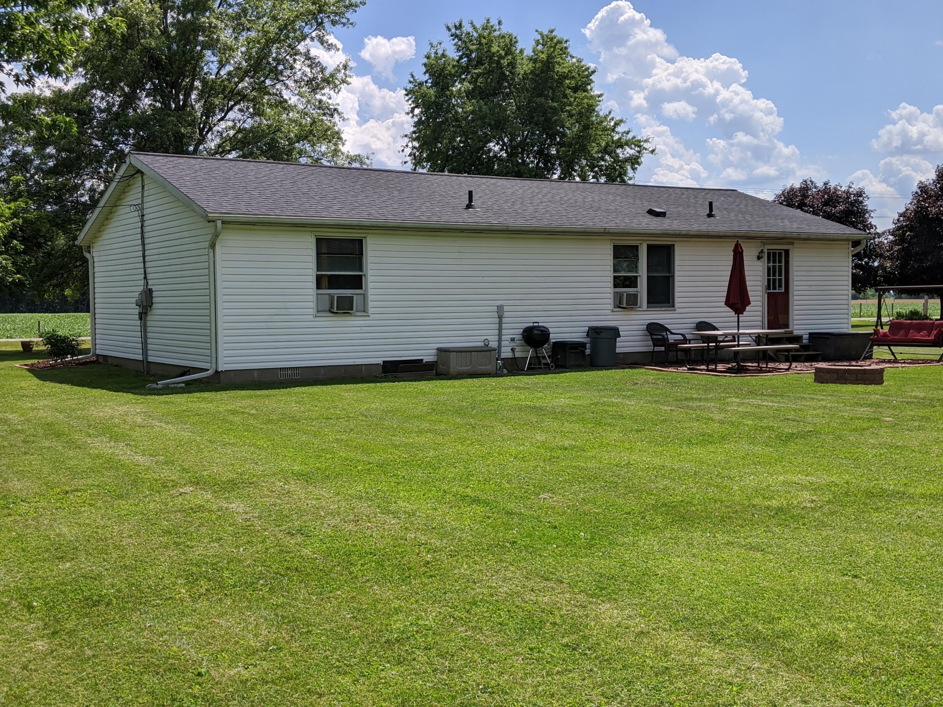 4510 Johnson Road Springfield, OH 45502 - Photo 3 of 26