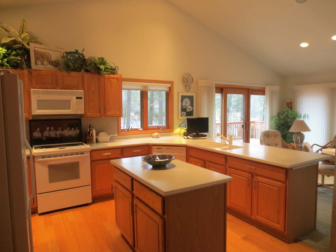 5605 Moon Lite Bay Road Rhinelander, WI 54501 - Photo 5 of 41 Gallery Image 5