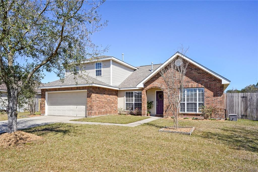 704 Simpson Way Covington, LA 70435 - Photo 2 of 34