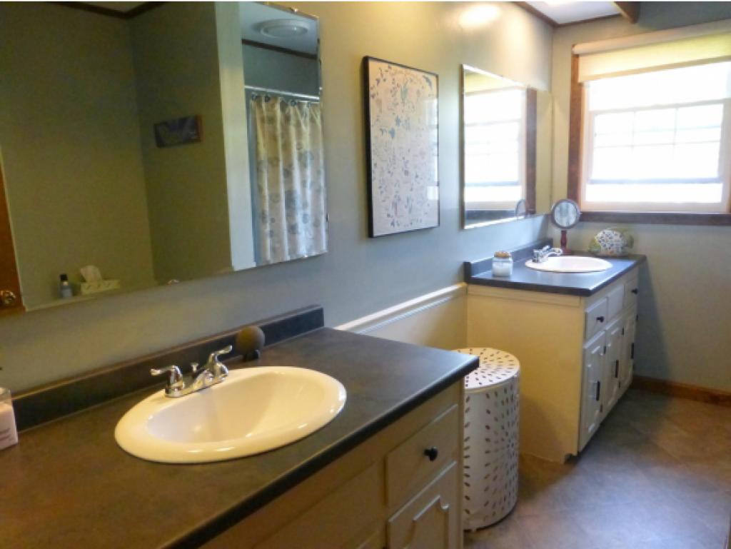 916 Bluff Road Newport, VT 05855 - Photo 11 of 14 Gallery Image 11