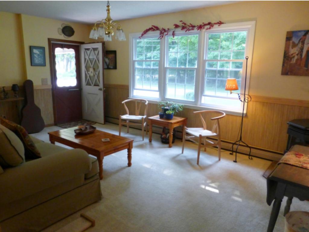 916 Bluff Road Newport, VT 05855 - Photo 3 of 14 Gallery Image 3