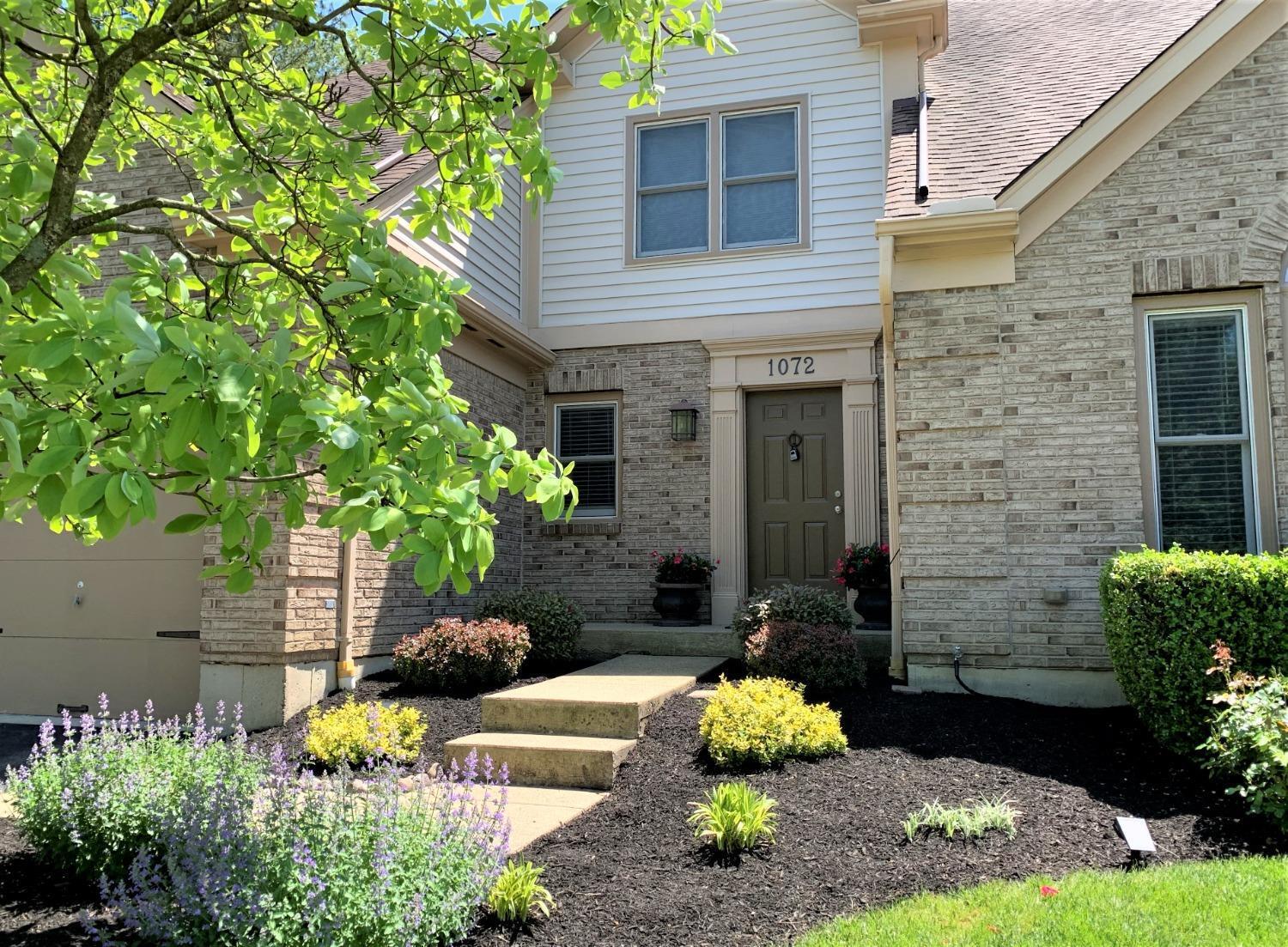 1072 Stream Ridge Lane Cincinnati, OH 45255 - Photo 3 of 48 Gallery Image 3