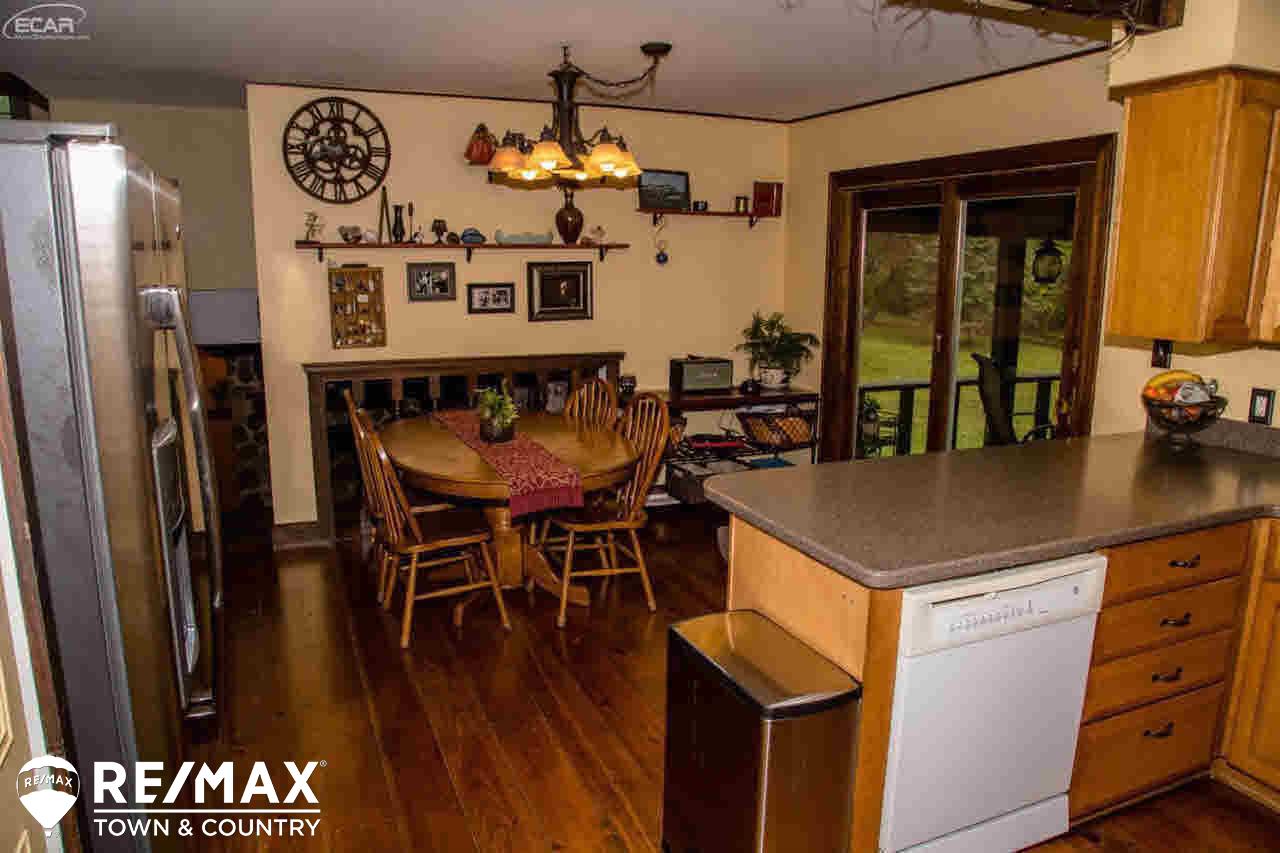 7246 Coldwater Road Flushing, MI 48433 - Photo 15 of 61
