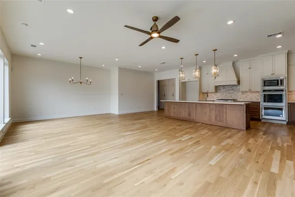 $695,000 | 1646 Governors Boulevard, Heath, TX 75126