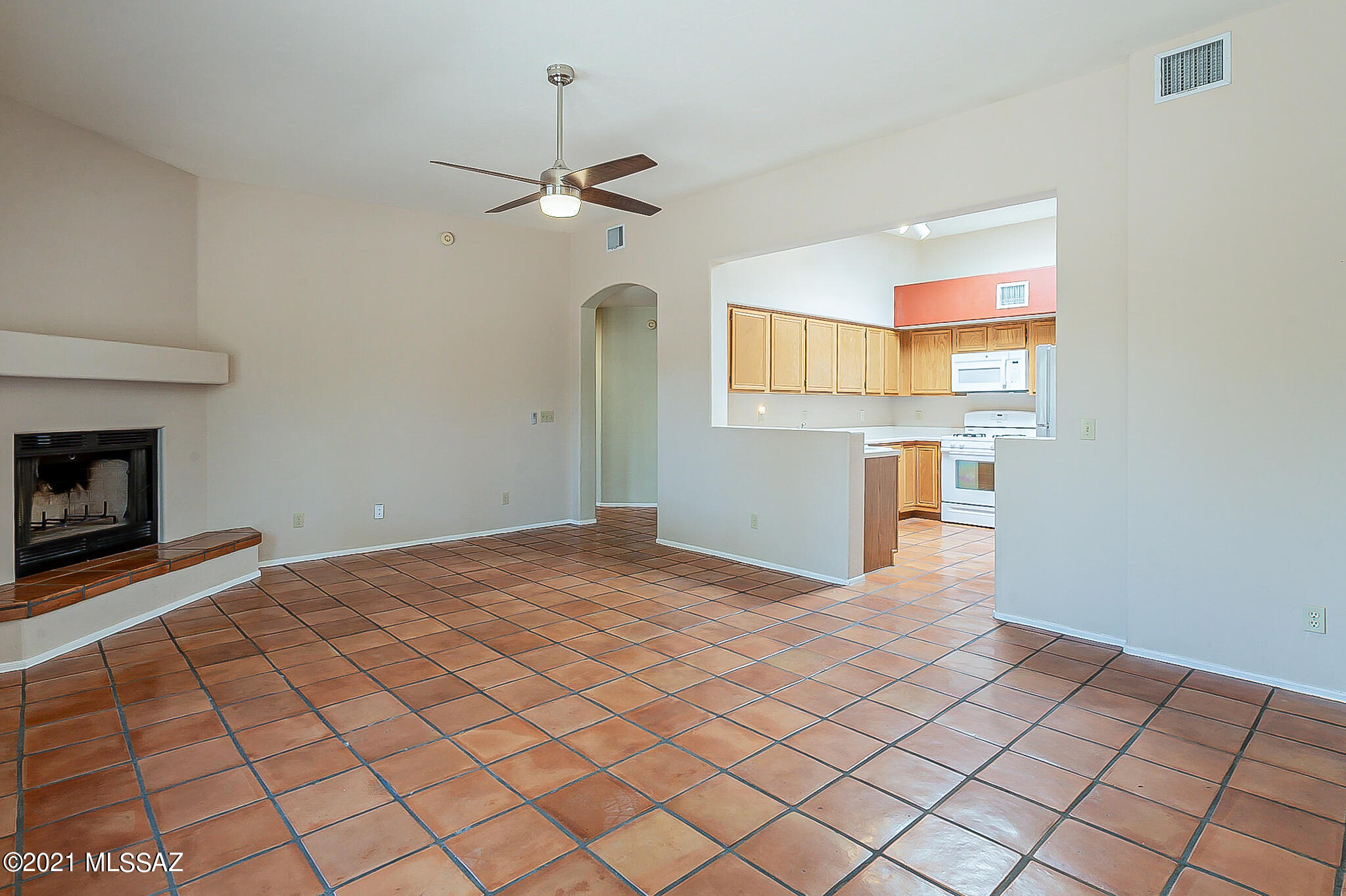 972 West Fox Ridge Lane Oro Valley, AZ 85737 - Photo 5 of 30