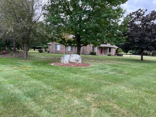 1119 Muessing Road Indianapolis, IN 46239 - Photo 3 of 19