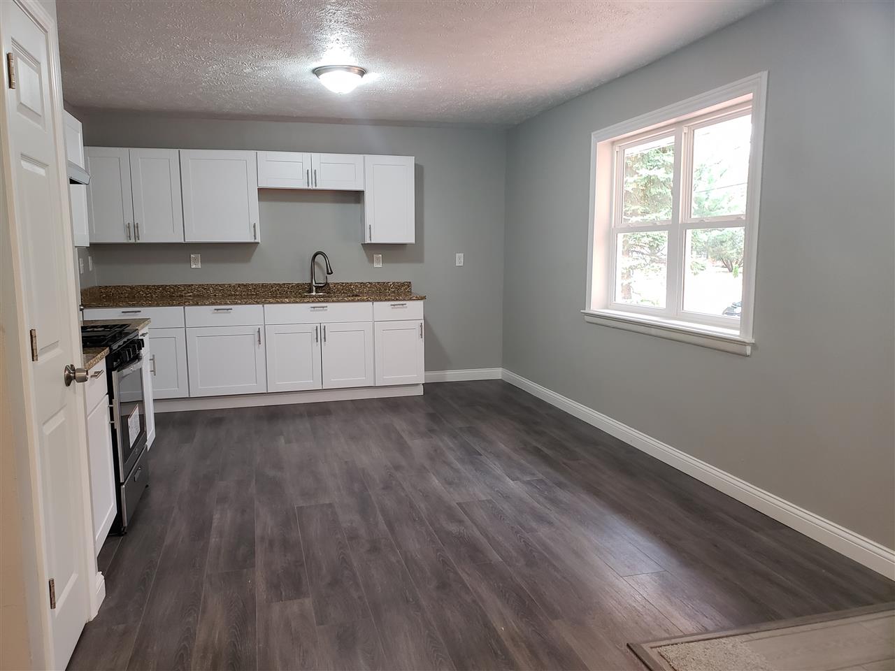 3211 Highcrest Road Rockford, IL 61107 - Photo 5 of 18 Gallery Image 5