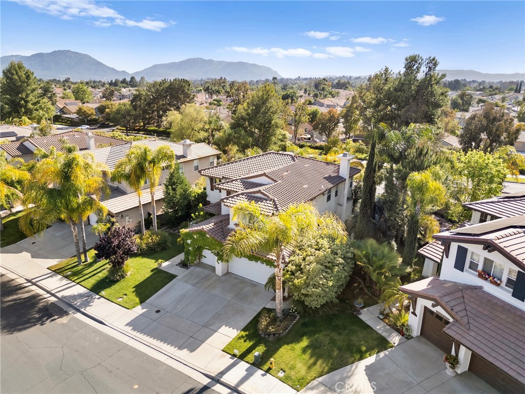 43312 Dodaro Drive Temecula, CA 92592 - Photo 53 of 58 a view of a city with tall buildings