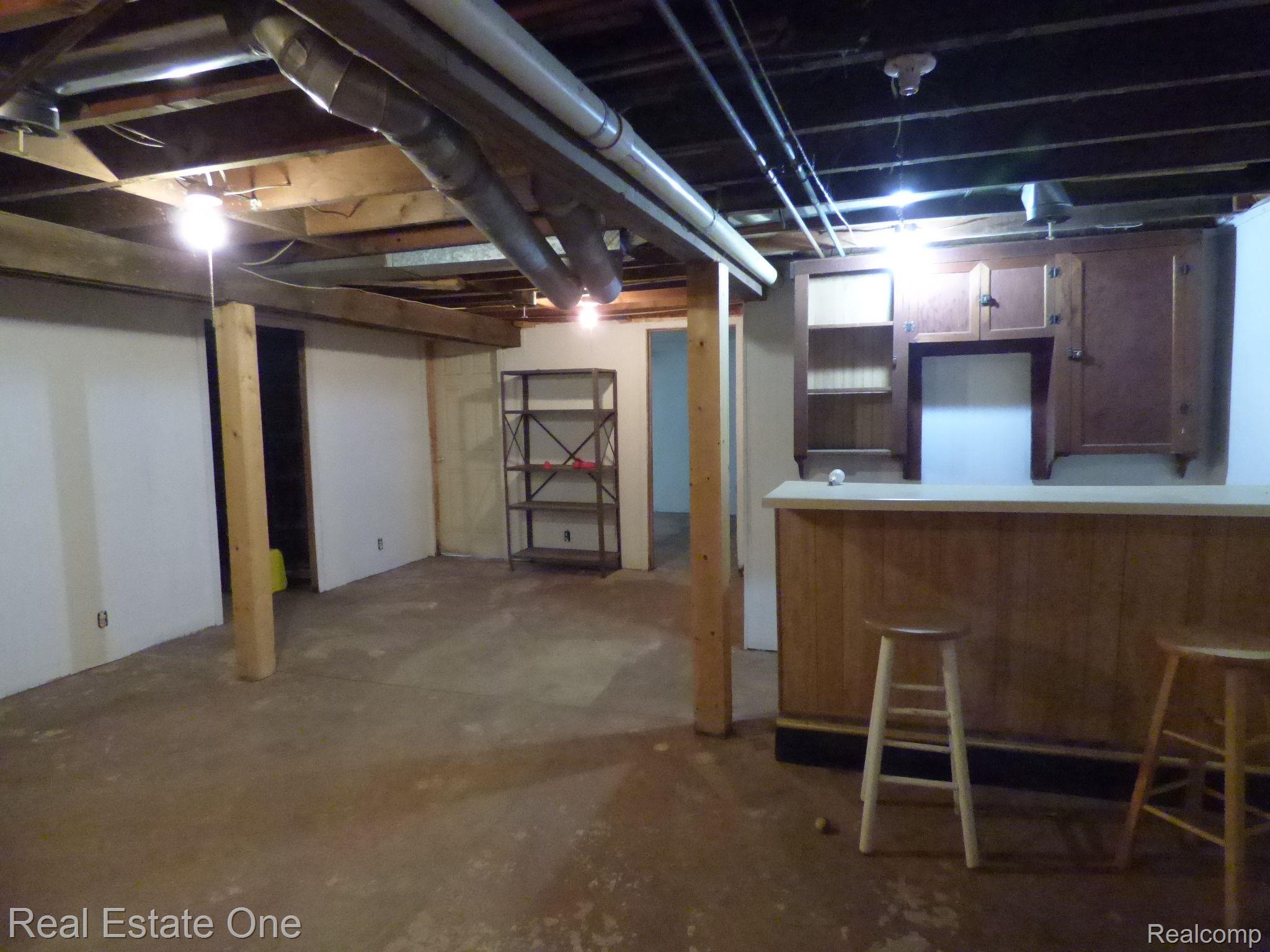 2531 7 Mile Road South Lyon, MI 48178 - Photo 40 of 66 Gallery Image 40