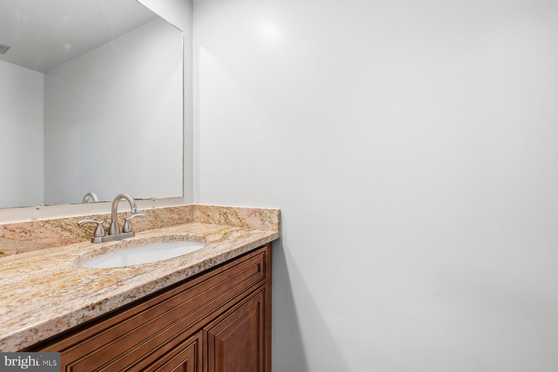 8955 Omega Court Springfield, VA 22152 - Photo 13 of 44