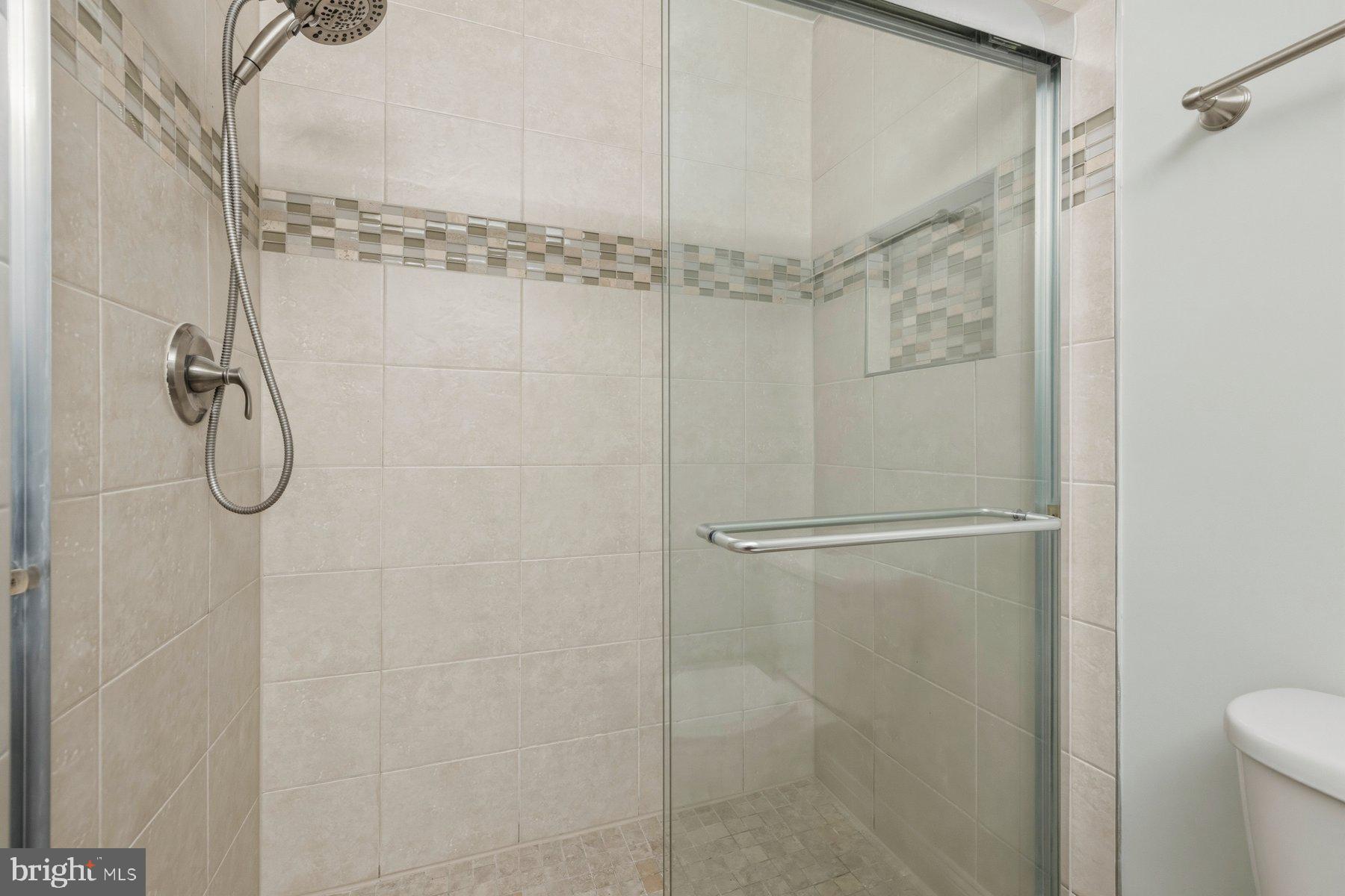 8955 Omega Court Springfield, VA 22152 - Photo 17 of 44