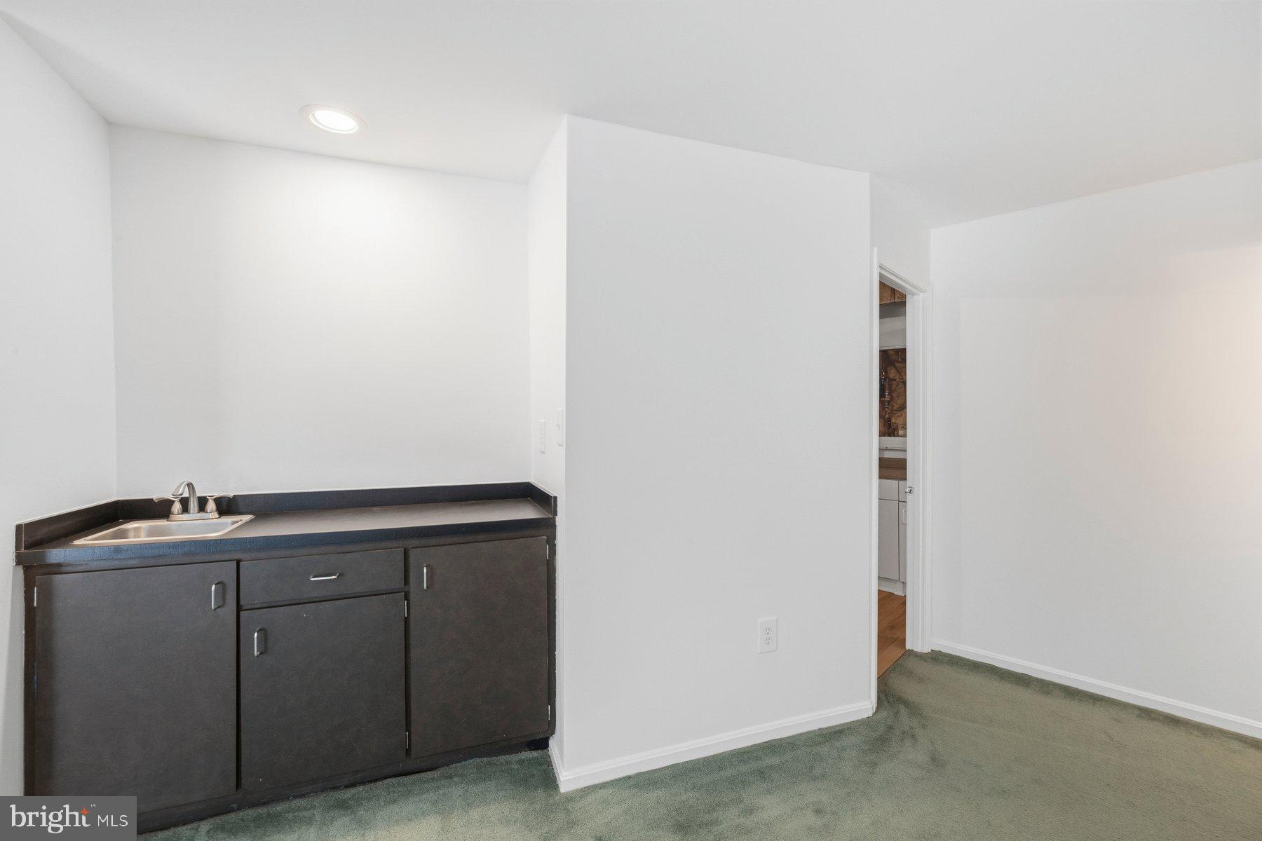 8955 Omega Court Springfield, VA 22152 - Photo 32 of 44