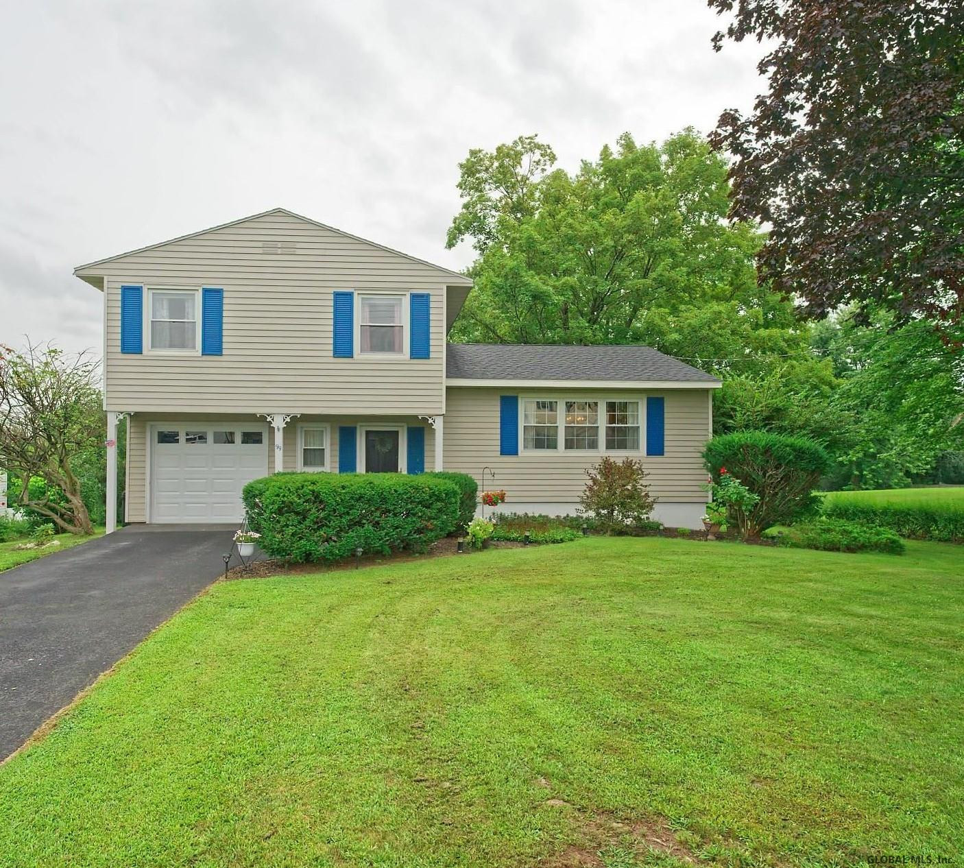 99 Miller Road Colonie, NY 12189 - Photo 1 of 37 Photo 1