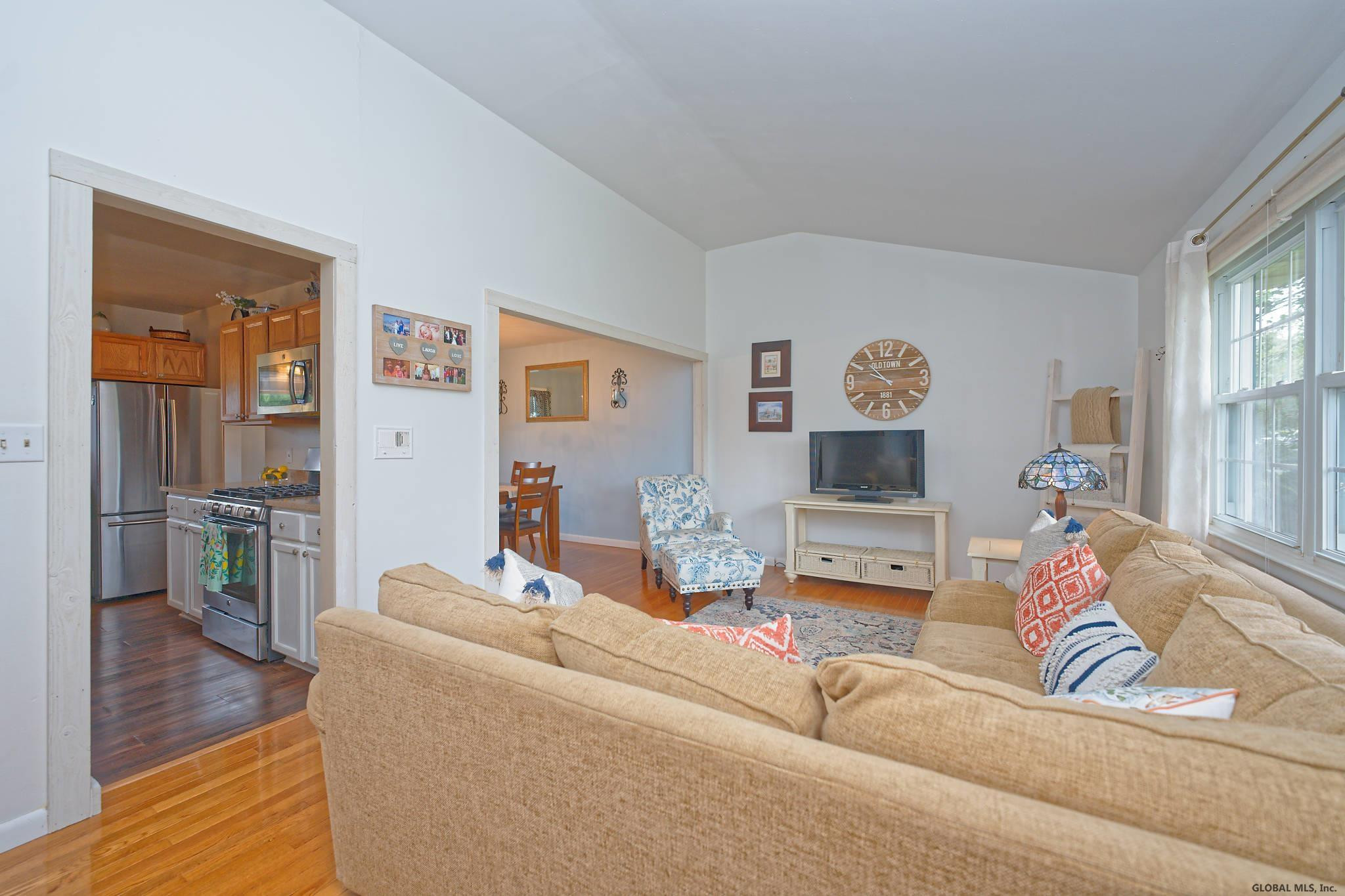 99 Miller Road Colonie, NY 12189 - Photo 9 of 37 Photo 9