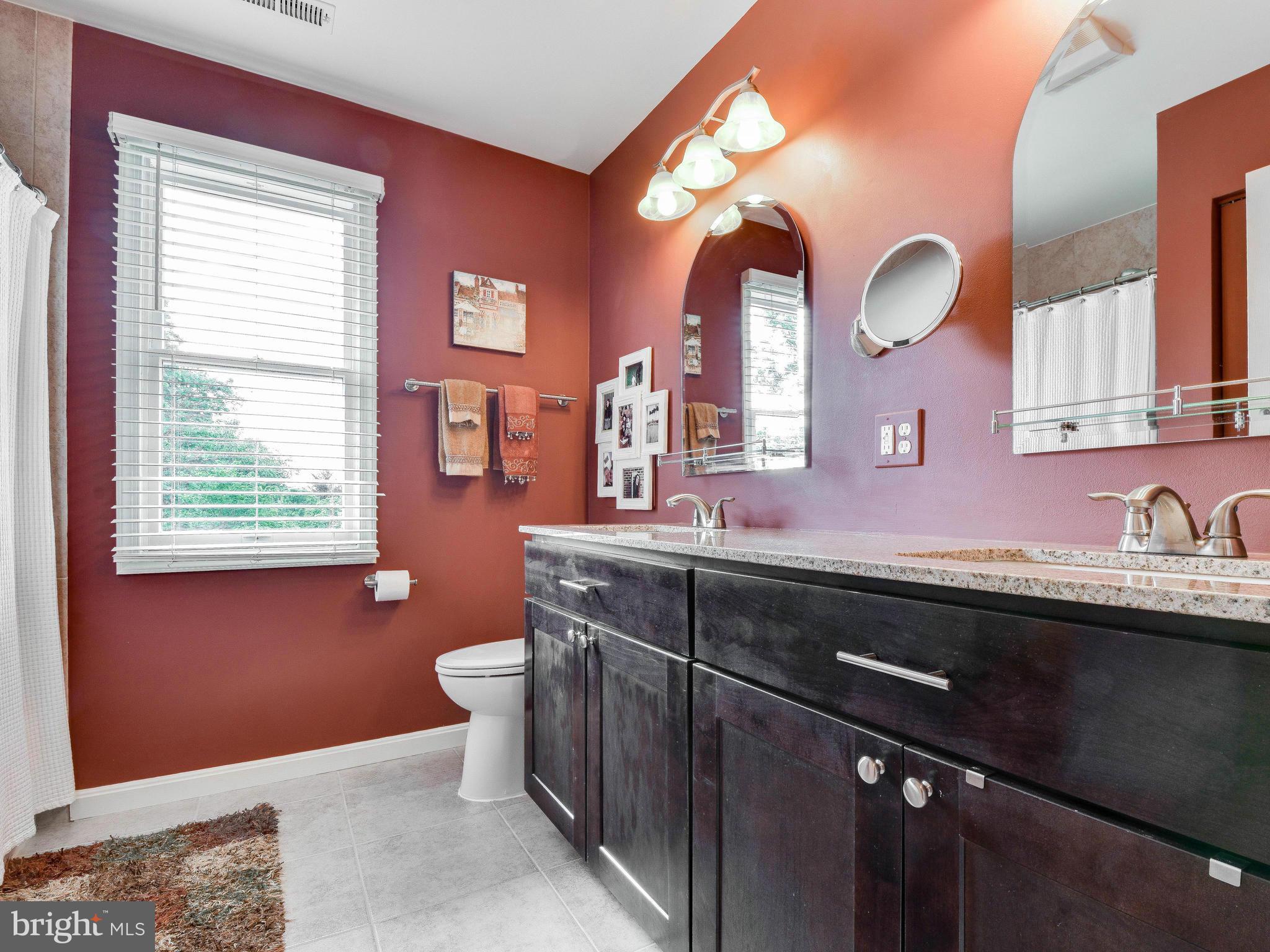 25850 Woodfield Road Damascus, MD 20872 - Photo 22 of 30 Bath