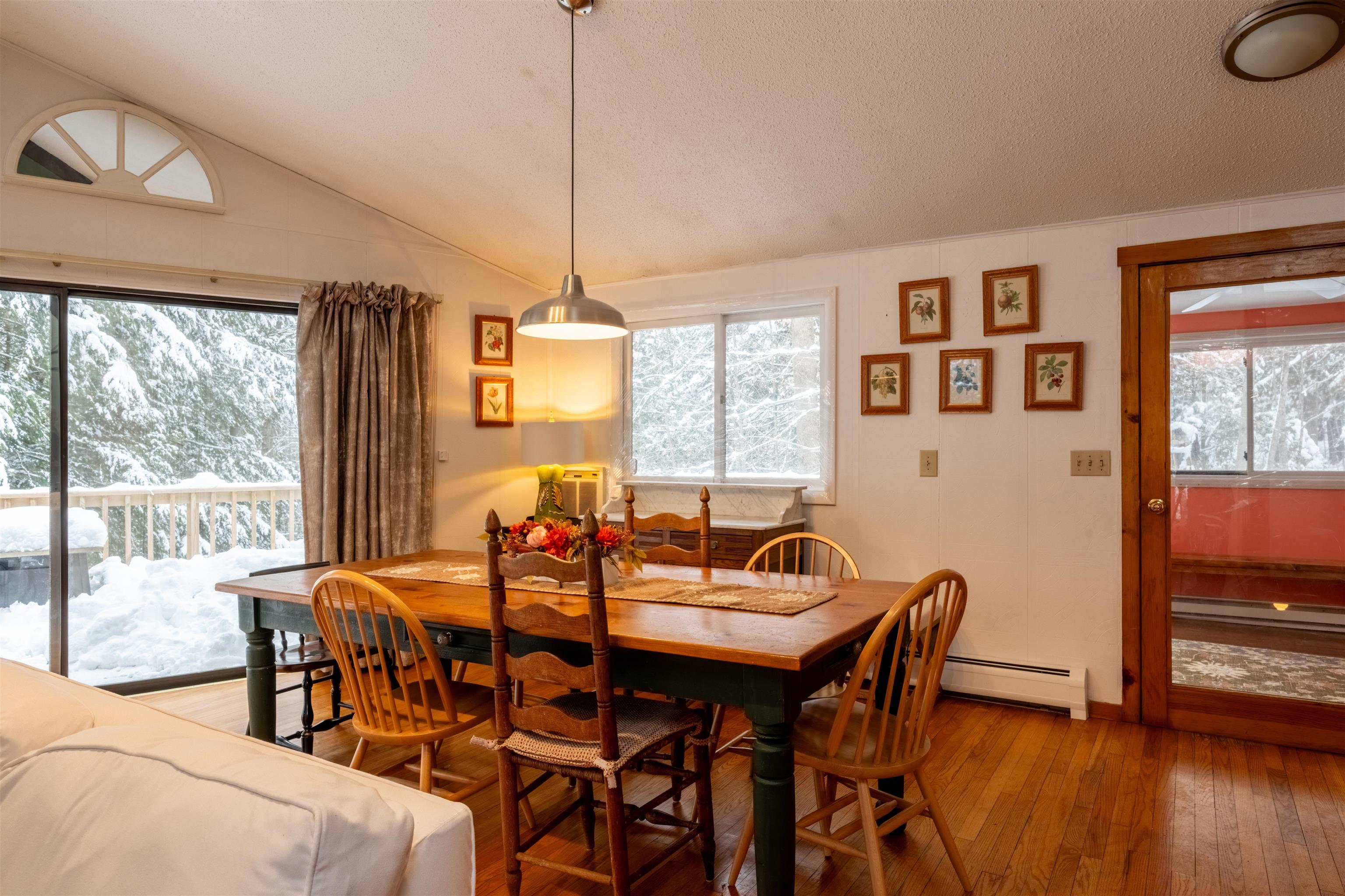 295 Taft Family Road Hartford, VT 05059 - Photo 2 of 23