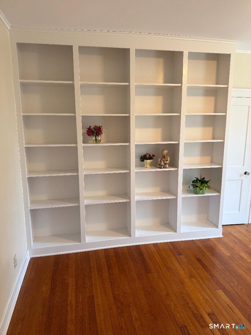 21 High Street Clinton, CT 06413 - Photo 15 of 30