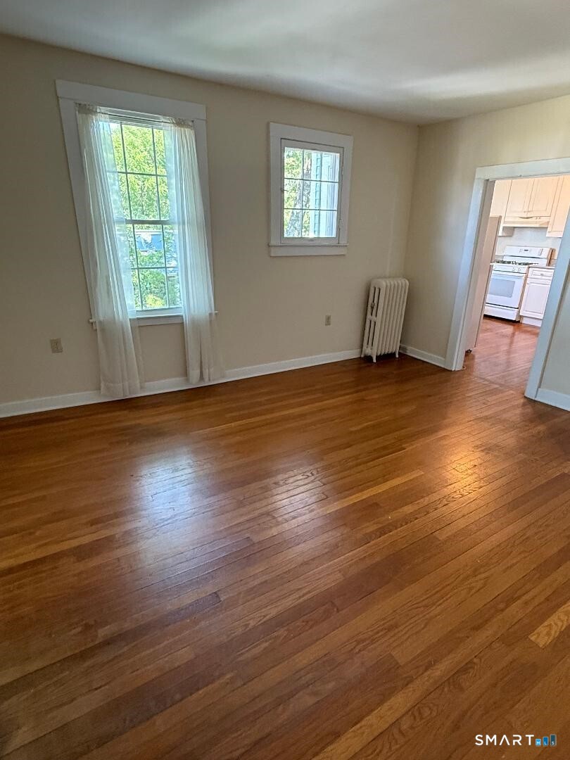 21 High Street Clinton, CT 06413 - Photo 17 of 30