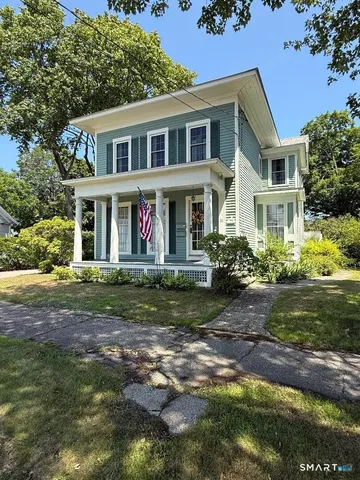 $2,000 | 21 High Street, Clinton, CT 06413