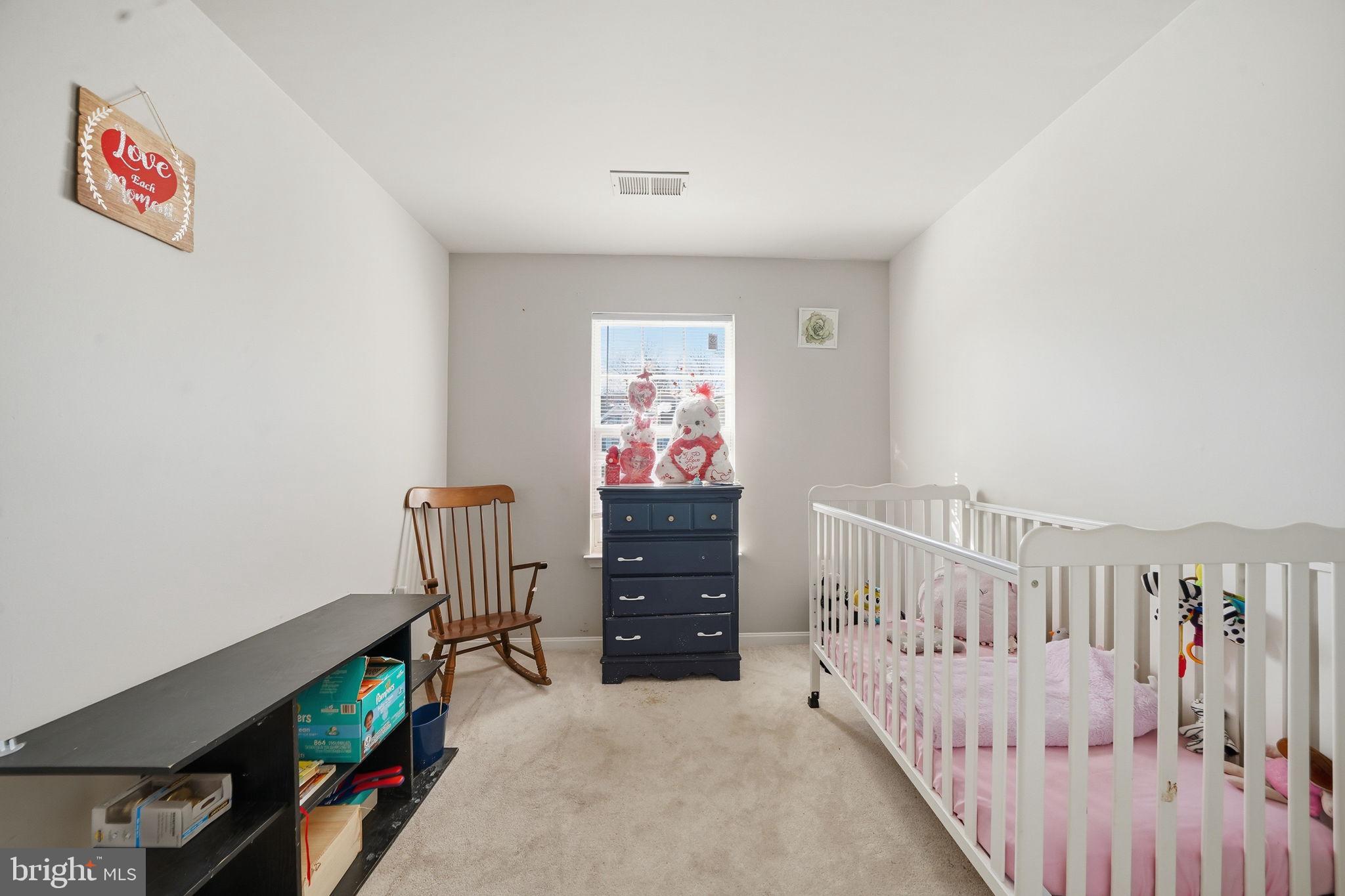 15420 Kennett Square Way Brandywine, MD 20613 - Photo 22 of 32 a view of a hallway with windows