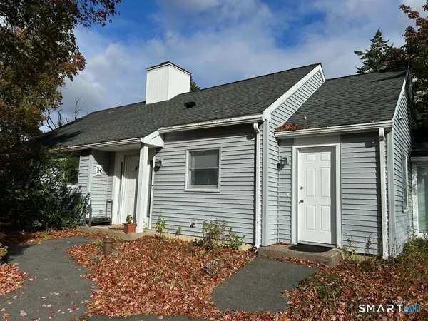 $2,600 | 140 Flagg Road, Unit R, West Hartford, CT 06117