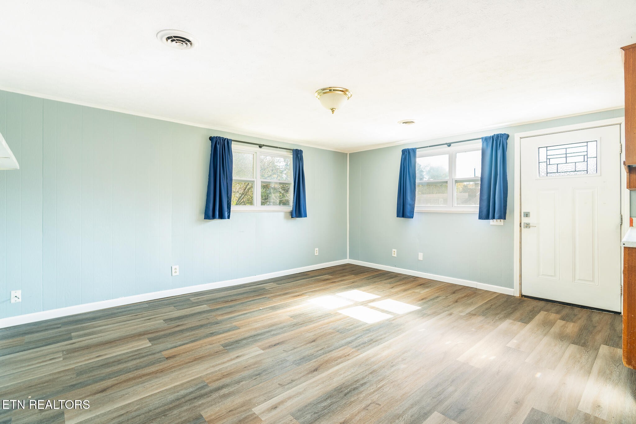 4516 Plummer Road Northeast Knoxville, TN 37918 - Photo 5 of 25 Gallery Image 5