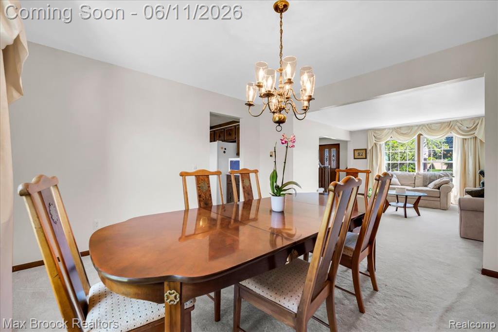 217 Stonetree Circle Rochester Hills, MI 48309 - Photo 9 of 44