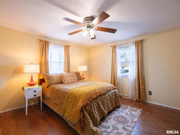 $230,000 | 1703 Highwood Avenue, Pekin, IL 61554