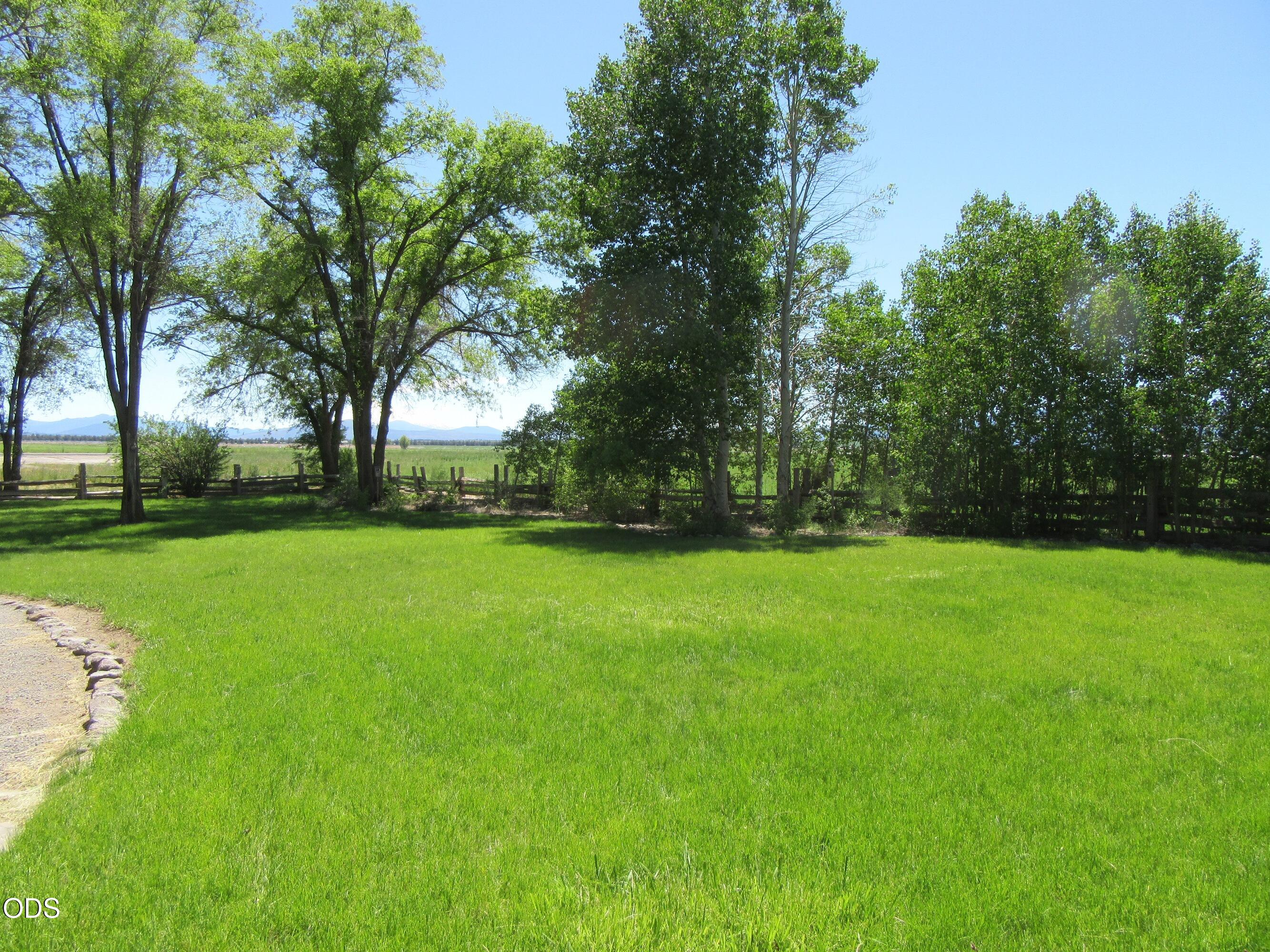 2917 Shady Dell Road Macdoel, CA 96058 - Photo 3 of 4