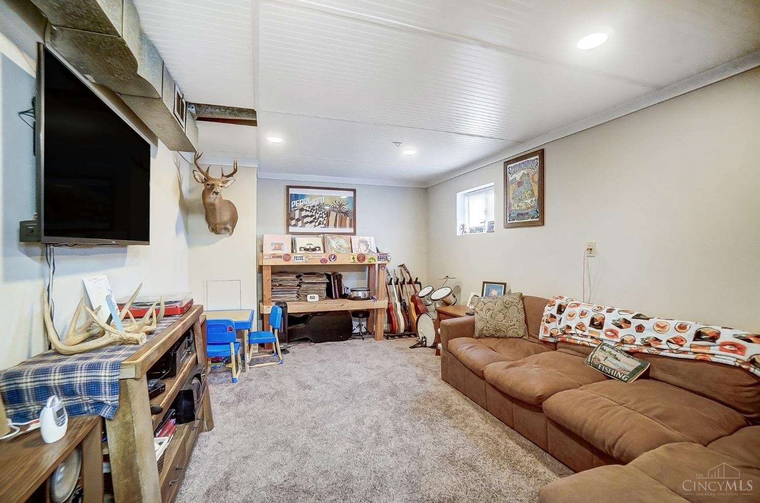 5102 Jonkard Road Cincinnati, OH 45247 - Photo 27 of 39 Gallery Image 27