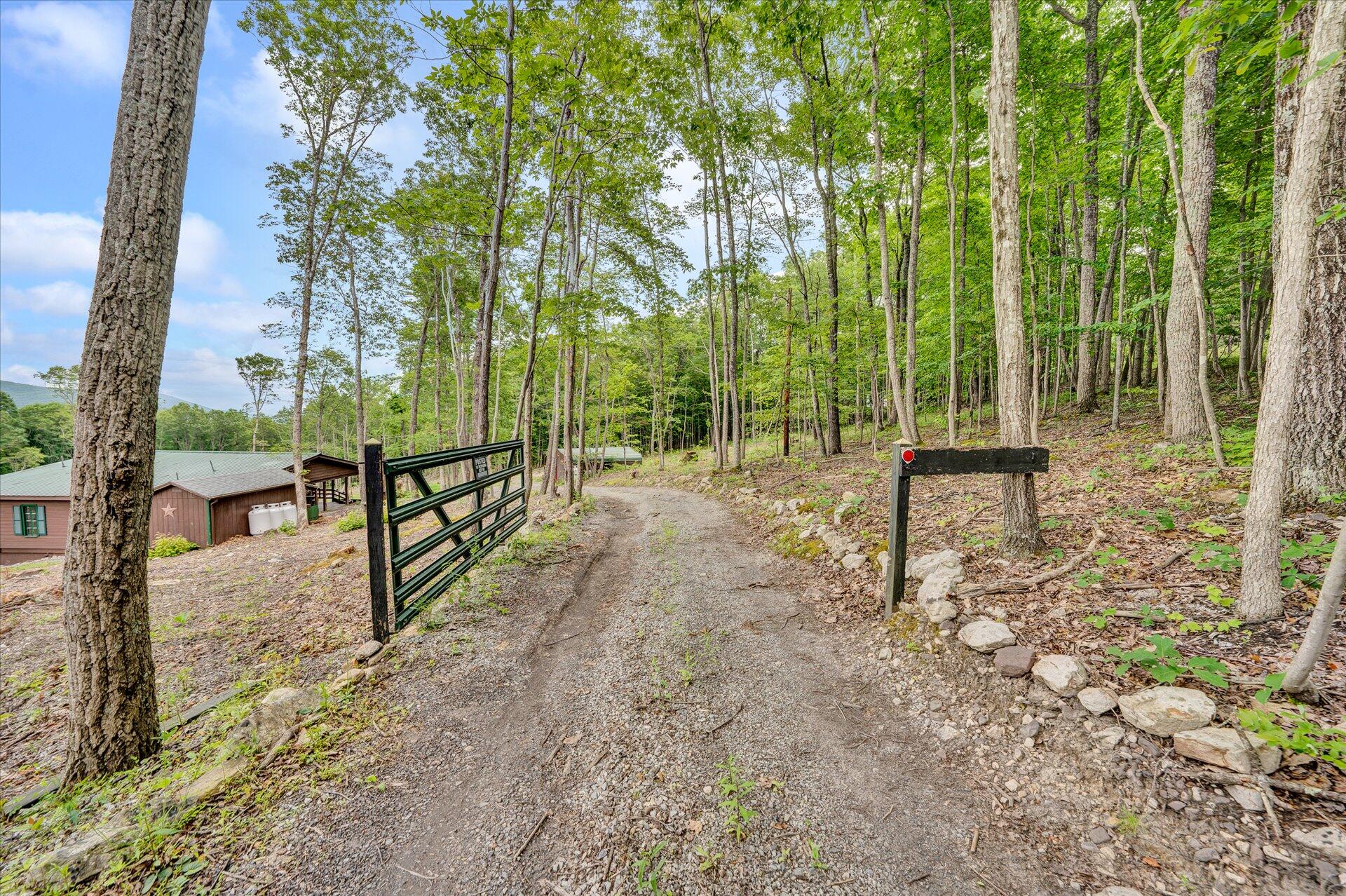 735 Aps Knob Road New Castle, VA 24127 - Photo 32 of 32 32-DSC00094