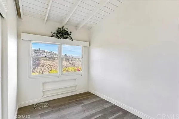 $6,000 | 580 Poplar Street, Laguna Beach, CA 92651