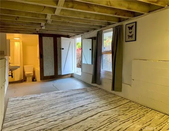 $6,000 | 580 Poplar Street, Laguna Beach, CA 92651