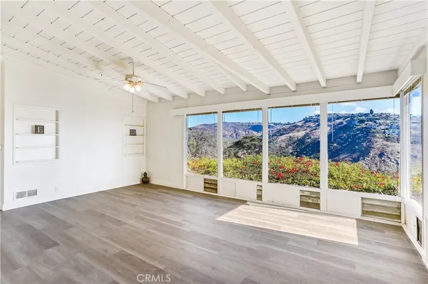 $6,000 | 580 Poplar Street, Laguna Beach, CA 92651