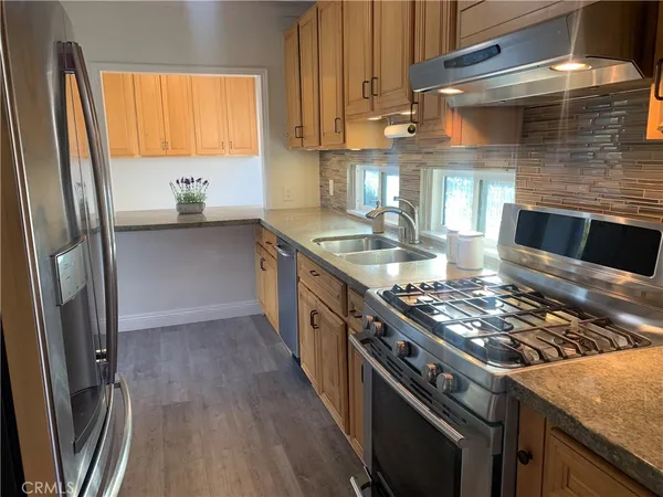 $6,000 | 580 Poplar Street, Laguna Beach, CA 92651