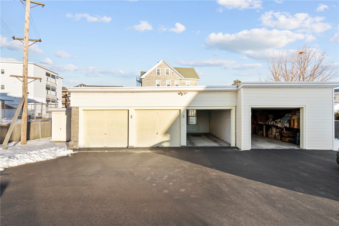 79 Hebert Avenue Woonsocket, RI 02895 - Photo 4 of 32